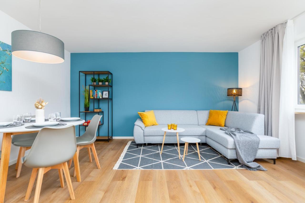 E&K Living - Design Apartment - 2 Bedrooms - Kitchen - Free Parking Аугсбург Экстерьер фото